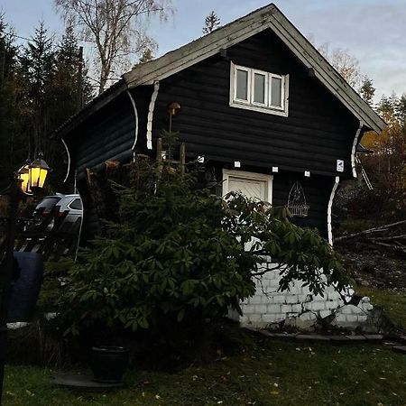 Stabbur Steinbekken, Back To Basic Primitive Overnight Eidsvoll Eksteriør billede