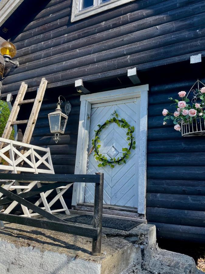 Stabbur Steinbekken, Back To Basic Primitive Overnight Eidsvoll Eksteriør billede